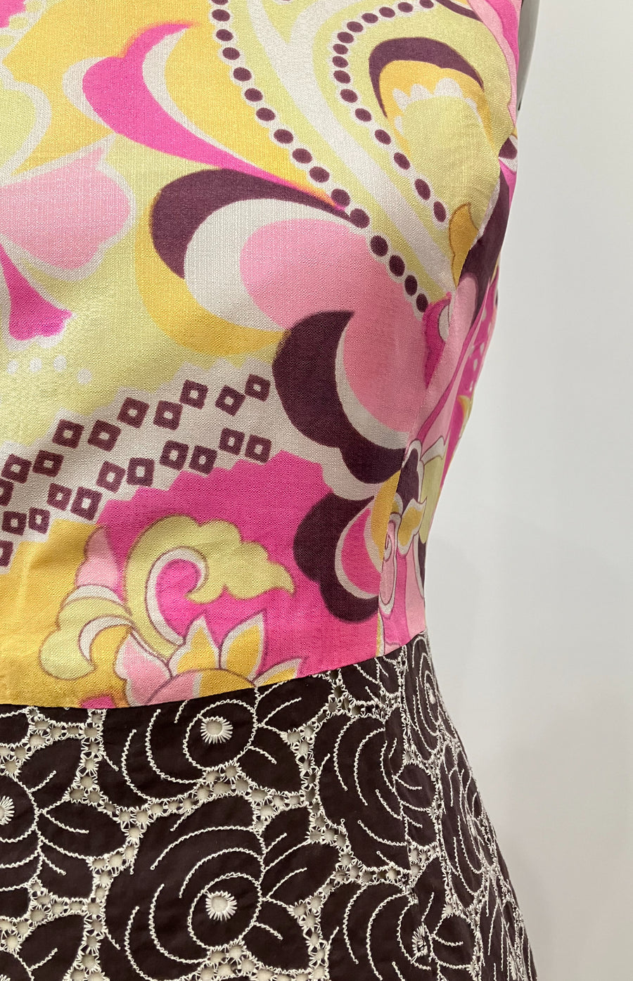 Retro Print & Eyelet Dress, size Small