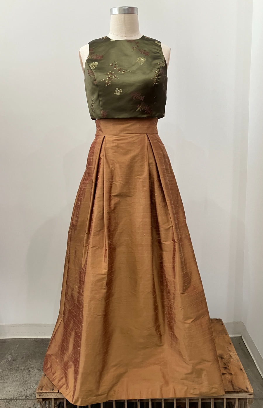 Olive Brocade Crop Top, size Large