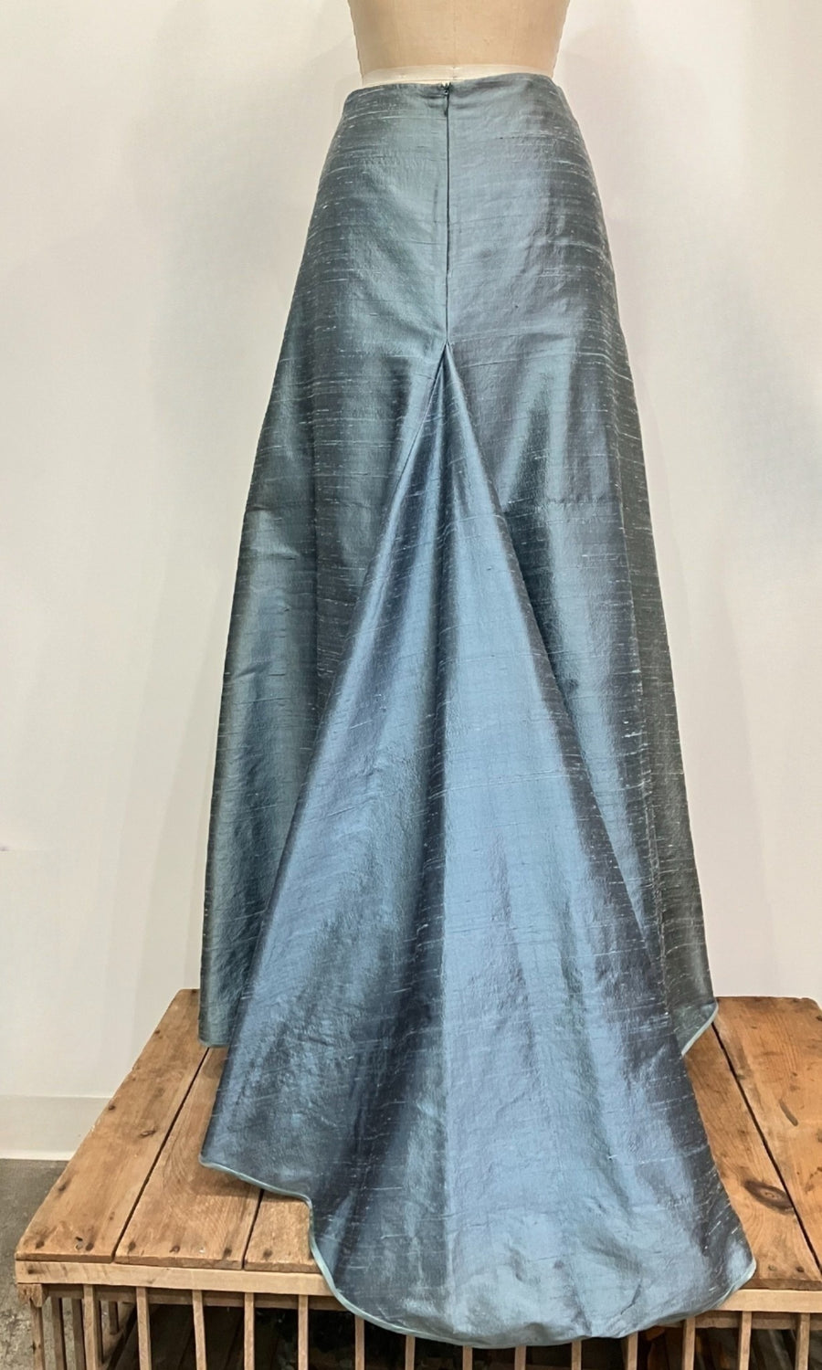 Slate Blue Fishtail Skirt, size Small