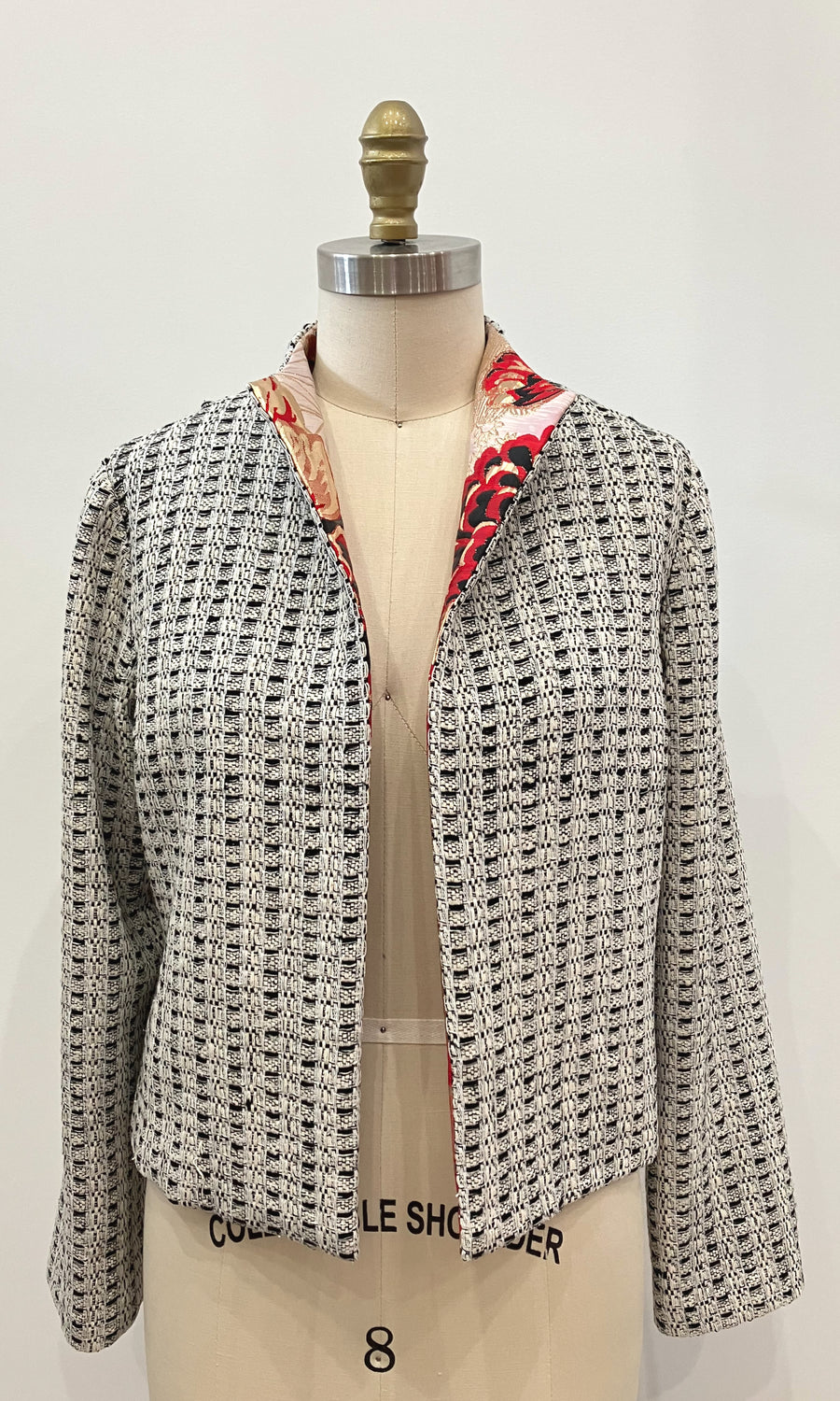 Classic Boxy Jacket with Brocade Collar
