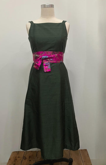 Forest Green Classic Tea-length Dress, size Large
