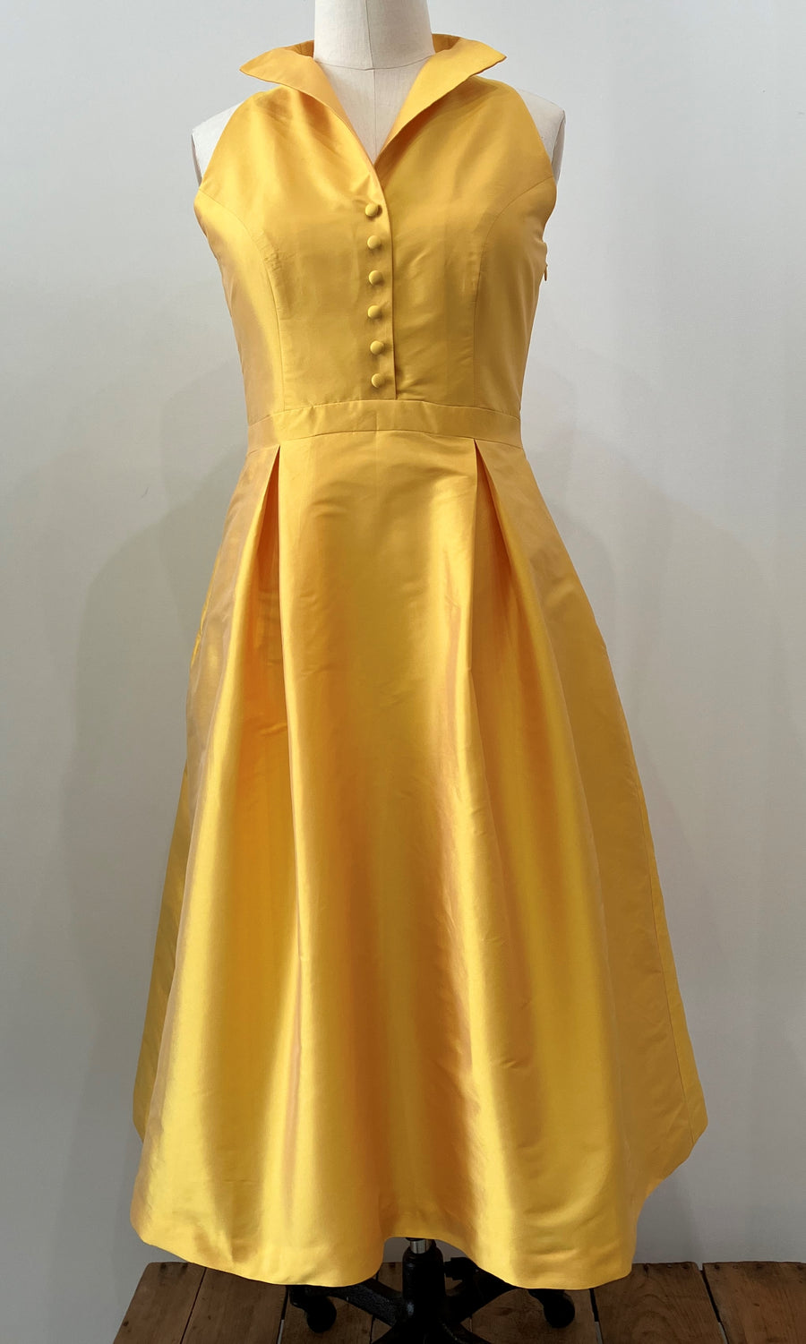 Sunflower Yellow Washable Taffeta Shirtdress – Kimera Sunflower Yellow Washable Taffeta Shirtdress – Kimera