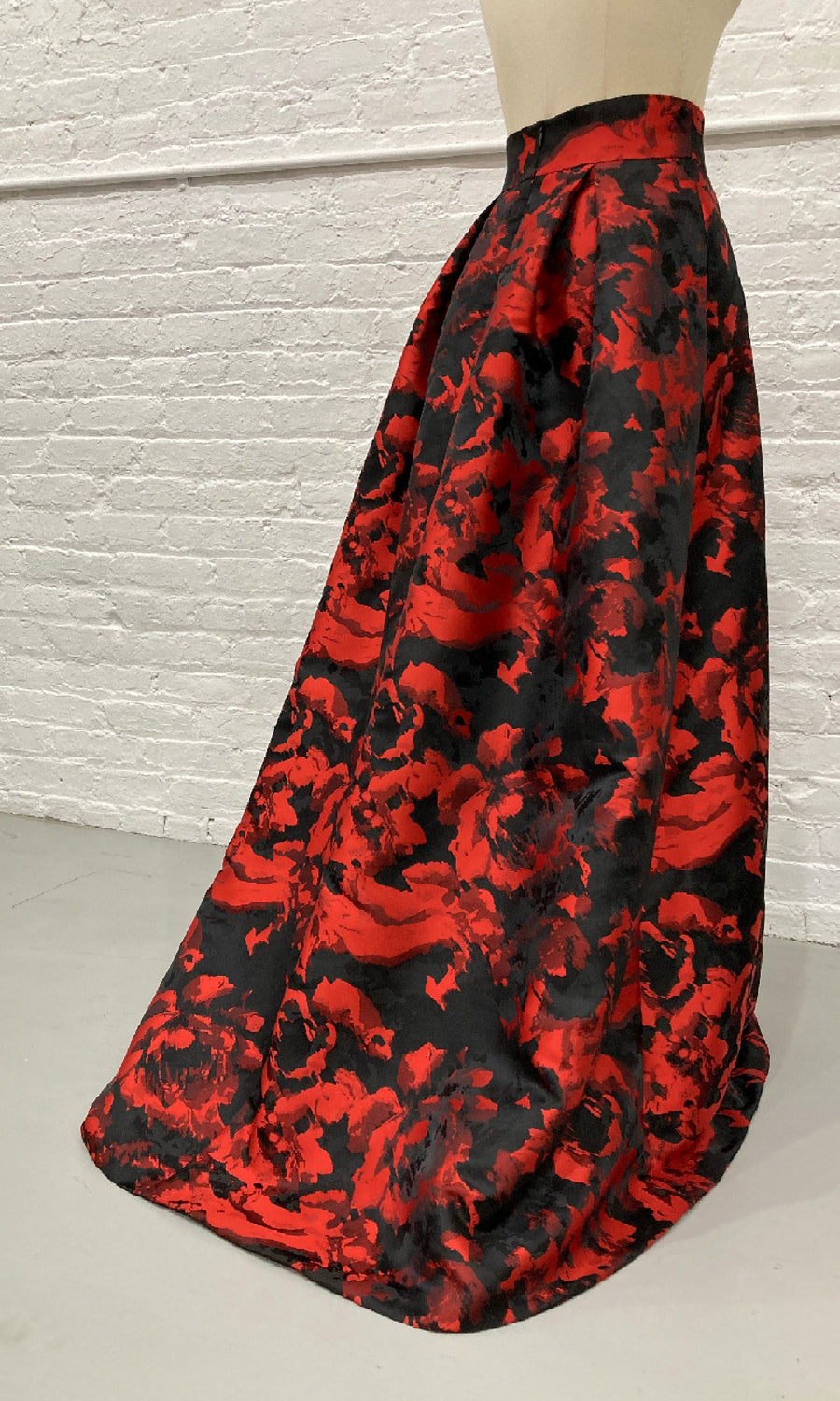 Abstract Rose Ball Gown Skirt, size Small