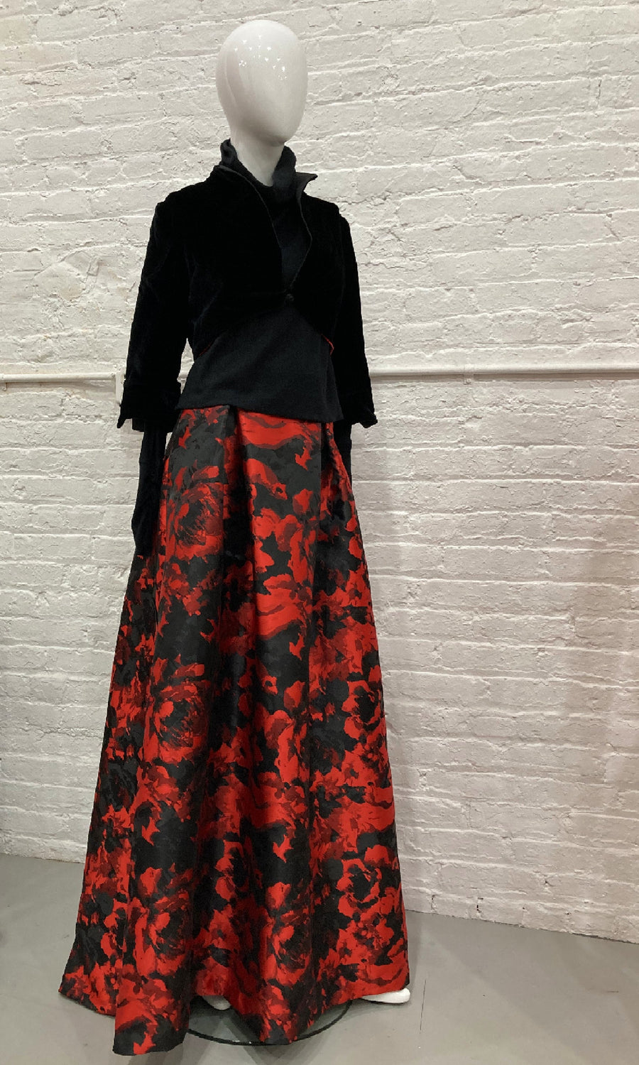 Abstract Rose Ball Gown Skirt, size Small