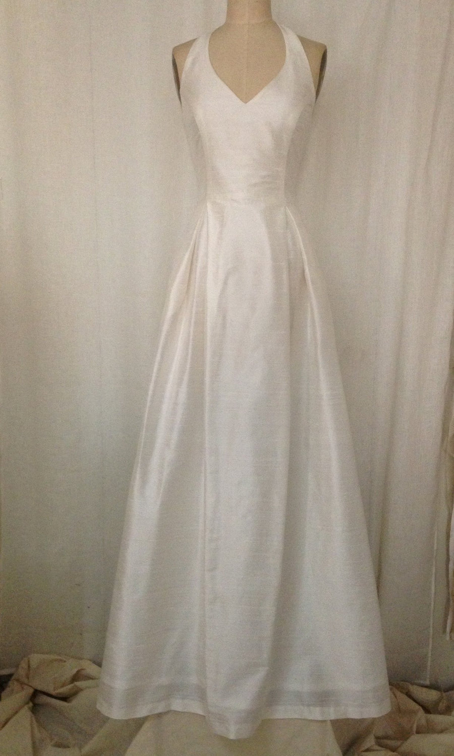 Classic Halter Long Box-Pleated Ball Gown Kimera Classic Halter Long Box-Pleated Ball Gown Kimera