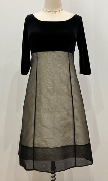 Velvet & Organza Scoopneck Dress, size Large
