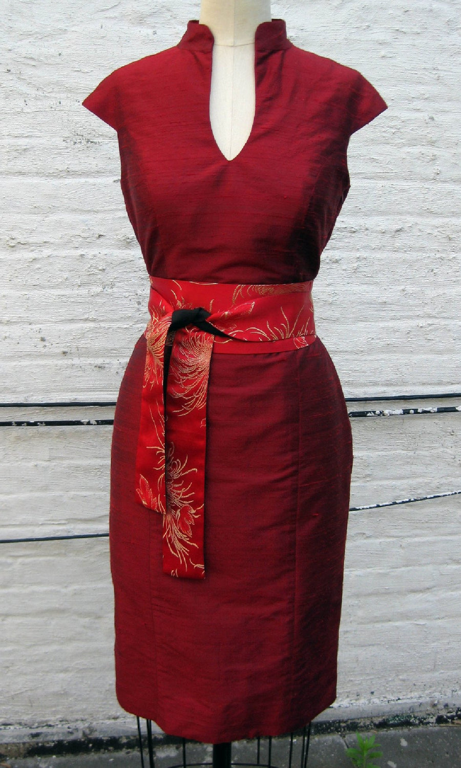 Mandarin-collar Cap-sleeve Shantung Sheath Dress Kimera Mandarin-collar Cap-sleeve Shantung Sheath Dress Kimera