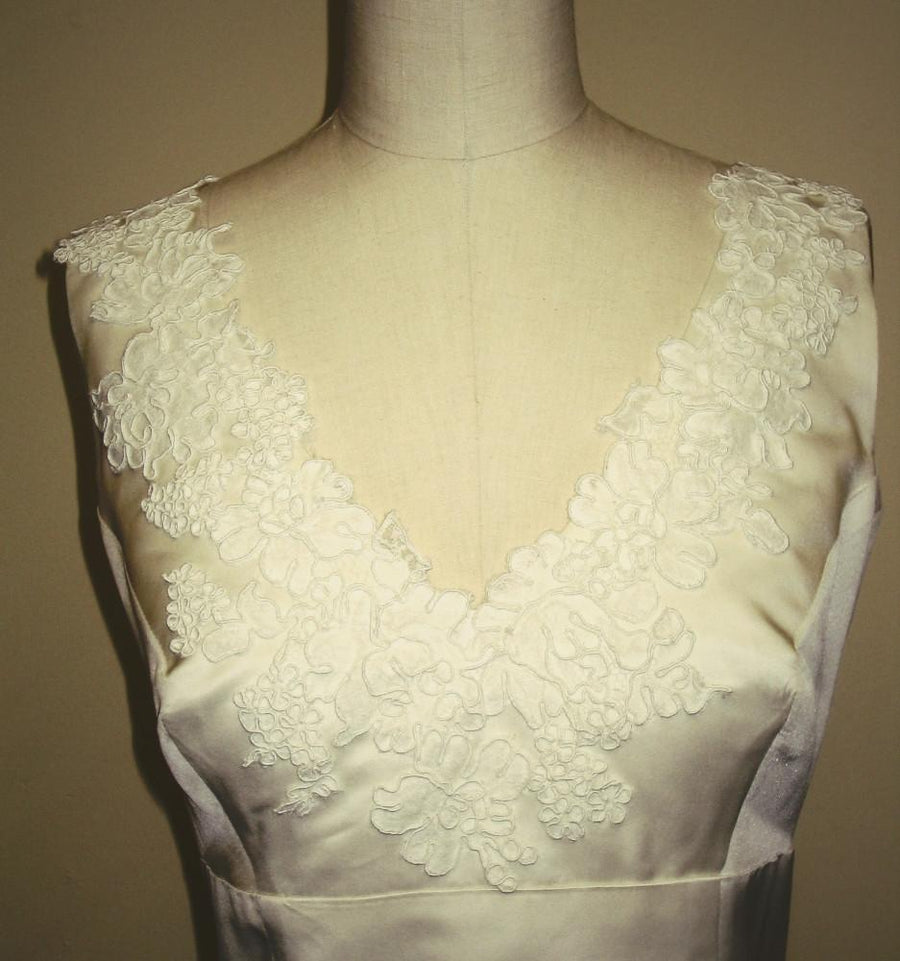 Deep V-neck Fishtail Wedding Dress with Alencon Lace